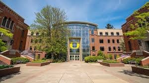 University of Oregon Lundquist College of Business